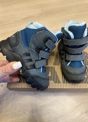 Детские ортопедические термо ботинки адидас оригинал 19 размер