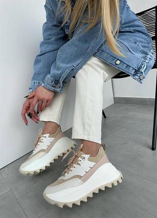 Кроссовки беж на платформе