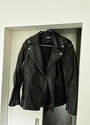 Шкіряна куртка zara
