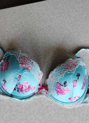 Бюстгальтер