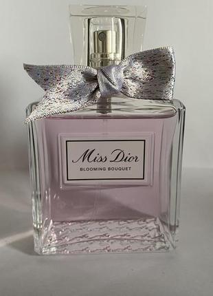 Christian dior miss dior blooming bouquet 2023 edt 5мл