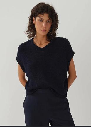 Стильна в'язана футболка безрукавка легкий джемпер tu