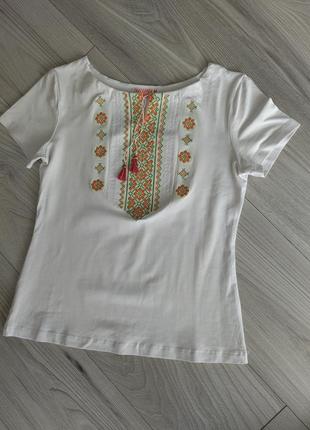 Продам вишиванку
