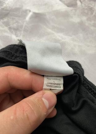 Спортивные шорты nike dri-fit