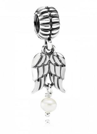 Серебряный шарм pandora 790975p
