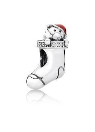 Серебряный шарм pandora  "рождественский носок" 791773cz