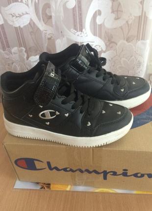Кросівки champion