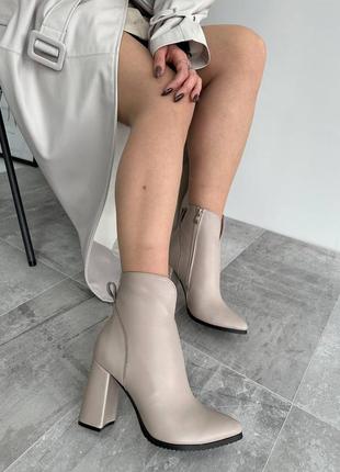 Женские ботильоны на устойчивом каблуке