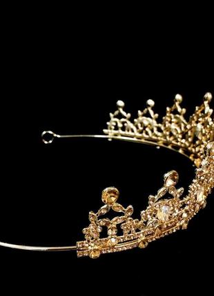 Корона ( тиара, диадема) цвет метала золото, стразы golden shadow