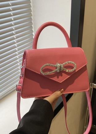 Женская классическая сумка 8424 кросс-боди через плечо розовая3 фото