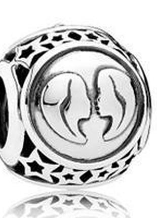 Серебряный шарм pandora  "близнецы"