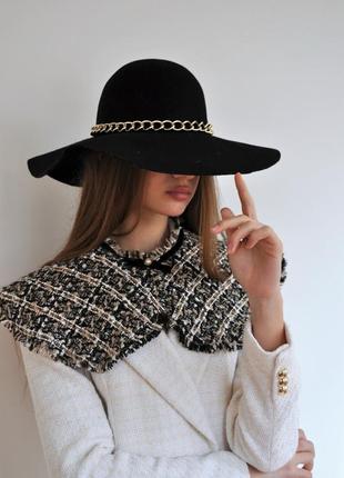 Шляпа с широкими краями шляпа