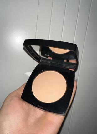 chanel pattern les beiges healthy glow sheer powder прозрачная пудра для сияющей кожи #202 фото