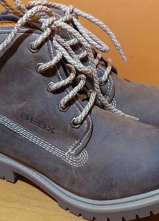 Детские фирменные ботинки geox