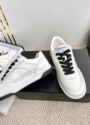 Кроссовки в стиле chanel