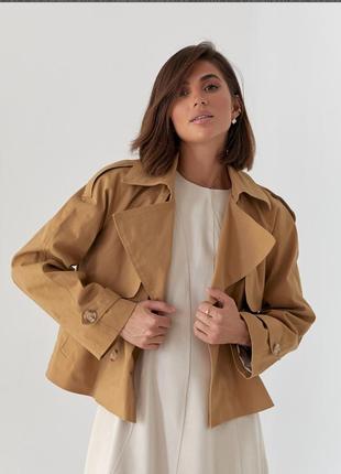 Стильні вкорочені тренчі