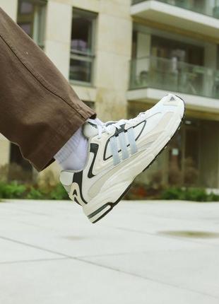 Кроссовки унисекс adidas response cl gx45947 фото