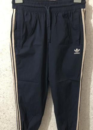 Чоловічі спортивні штани adidas розмір м