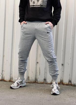 Мужские весенние спортивные штаны nike8 фото