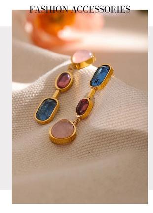 Изысканные серьги со вставками асимметрия