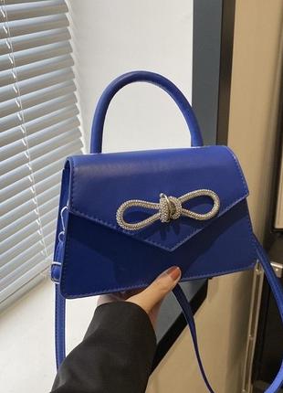 Женская классическая сумка 8424 кросс-боди через плечо синяя4 фото