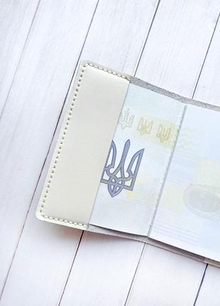Кожаная обложка на паспорт книжку :: белая молочная (принт 003)3 фото