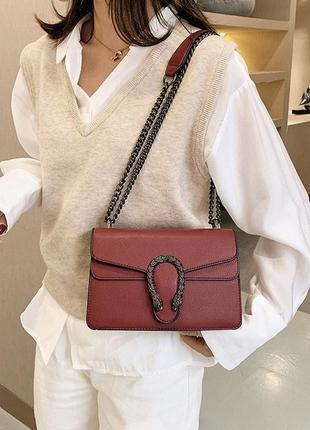 Женская классическая сумка 6536 кросс-боди с железной подковой красная3 фото