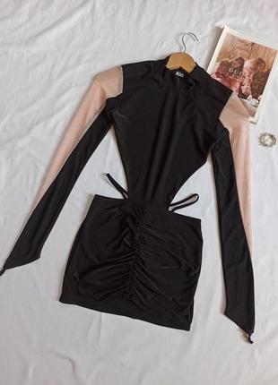 Шикарна асиметрична сукня міні з відкритою спиною/з резинками для пальців/зі зборкою/с сіточкою/по фігурі/з вирізами/y2k5 фото