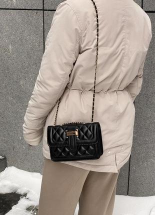 Женская сумка 8400 кросс-боди на цепочке черная8 фото