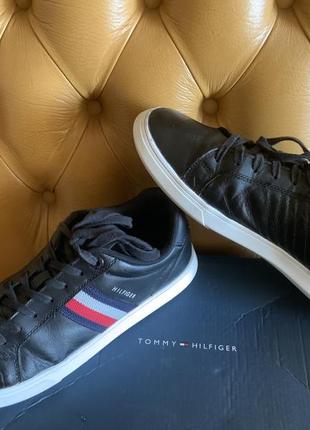 Шкіряні кросівки tommy hilfiger, р.43/9