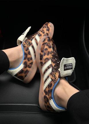 Женские кроссовки adidas samba pony wales bonner leopard3 фото