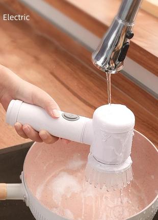 Аккумуляторная электрическая щетка magic brush 5 in 1 с насадками для уборки...