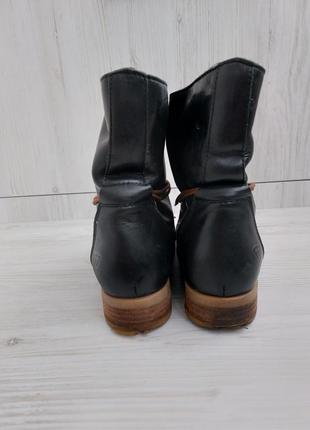 Брендовые кожаные ботинки tomaris нижняя