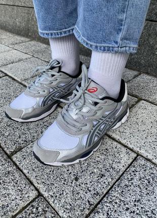 Кросівки asics2 фото