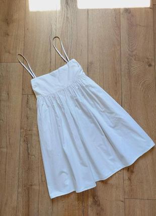 Коротка біла вечірня сукня на бретелях міні короткое белое вечернее платье на бретелях мини4 фото