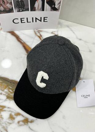 Кепка в стиле celine серая
