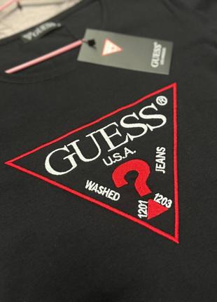 Женская футболка guess черный2 фото