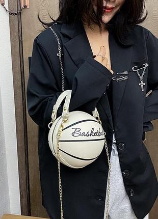 Жіноча кругла сумка basketball м'яч на ланцюжку біла3 фото