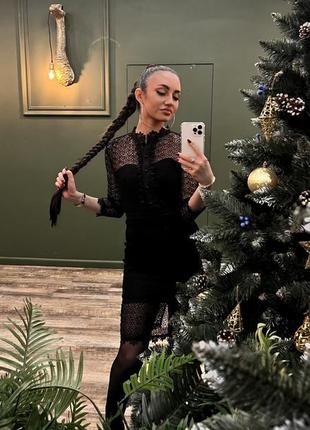 Черное платье