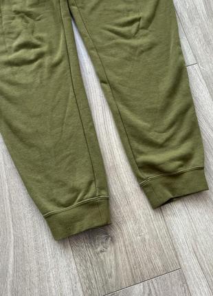 Спортивні штани nike sportswear essentials pants5 фото