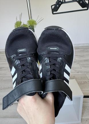 Кроссовки adidas оригинал9 фото