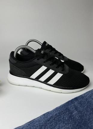 Легкі кросівки adidas5 фото