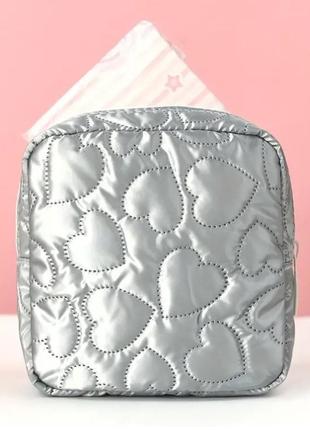 Сумочка органайзер жіноча для гігієнічних засобів silverheart 12х12х4 срібний