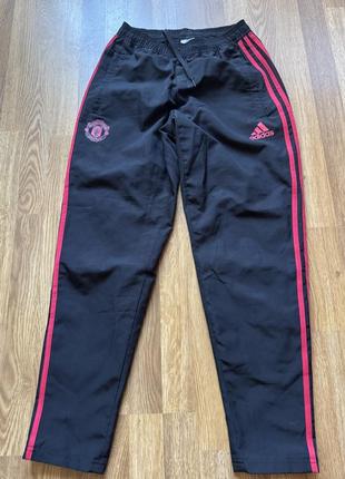 Спортивные штаны adidas