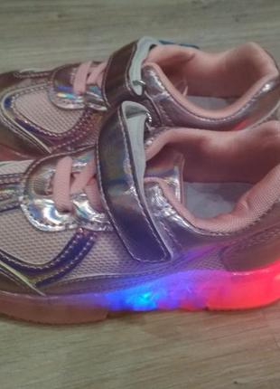 Кросівки для дівчинки з підсвіткою5 фото
