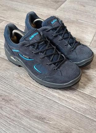 Трекінгові черевики lowa gore tex originals 38