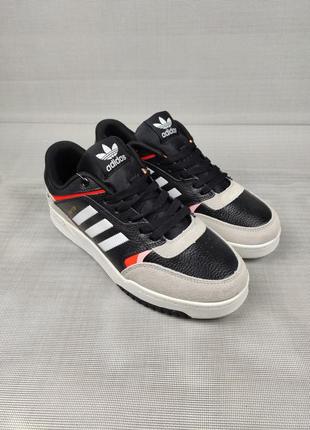 Кросівки adidas dropstep4 фото