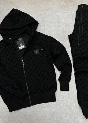 Брендовый костюм