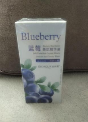 Сироватка для обличчя з екстрактом чорниці і гіалуроновою кислотою bioaqua wonder essence