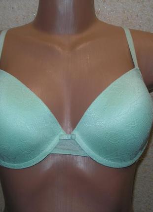 Красивый бюстгальтер uk34d eur75d